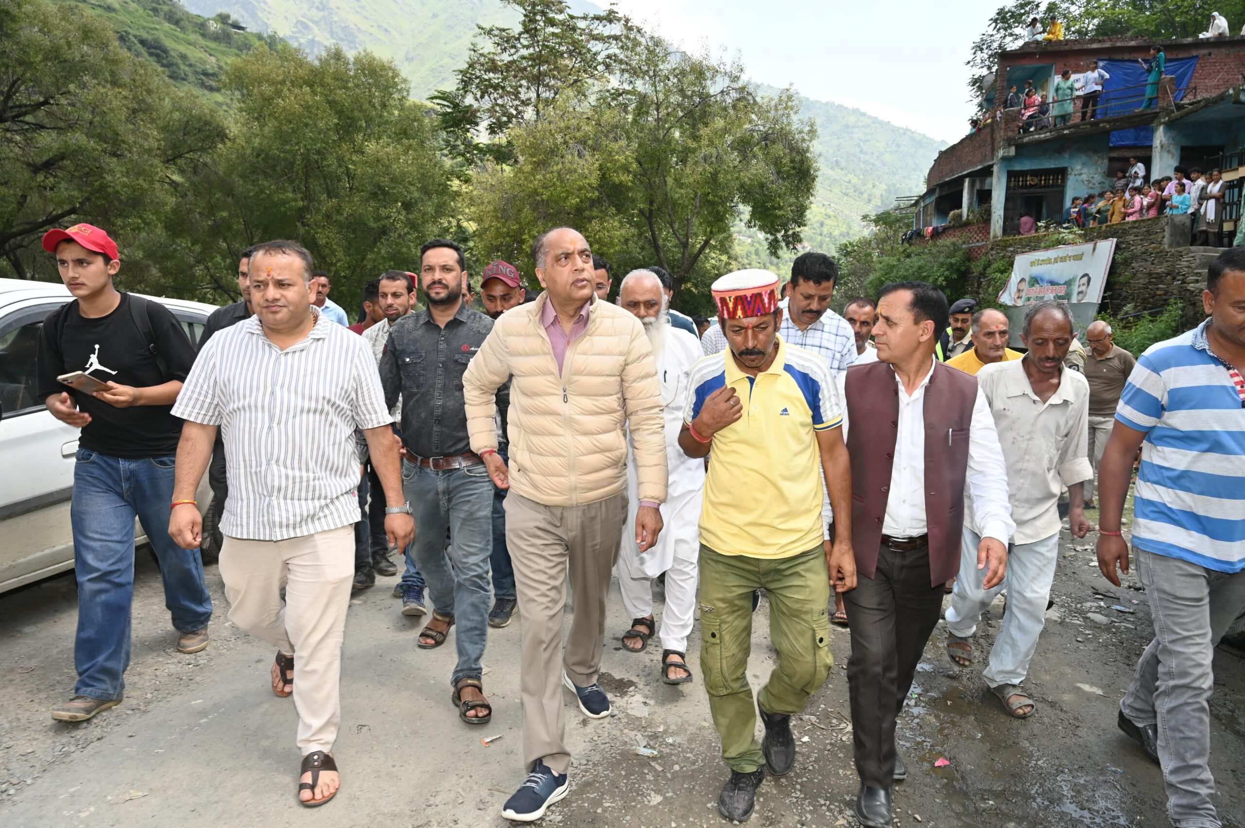चंबा में जगह-जगह भारी नुकसान, राहत का इंतजार कर रहे हैं लोग : जयराम ठाकुर