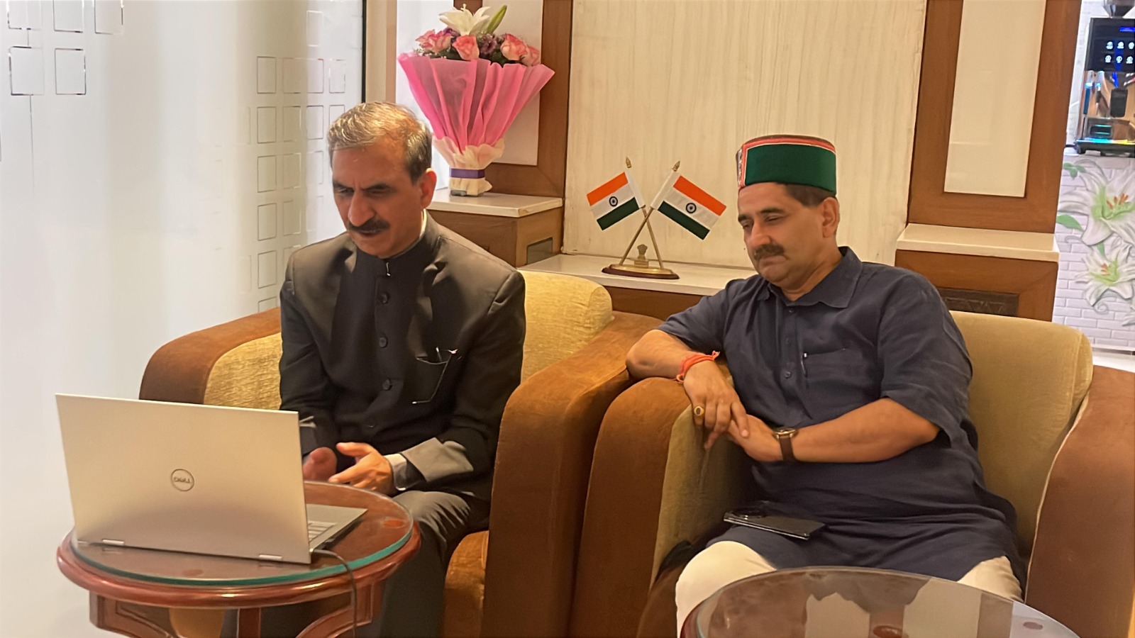 मुख्यमंत्री ने टांडा चिकित्सा महाविद्यालय में रॉबोटिक सर्जरी का शुभारम्भ किया