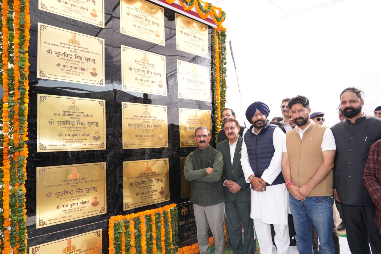 मुख्यमंत्री ने दून विधानसभा क्षेत्र में 383 करोड़ रुपये के लोकार्पण और शिलान्यास किए
